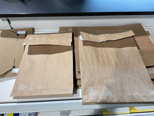 Partij kantoorartikelen - afbeelding 14 van  46