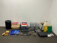 Partij kantoorartikelen - afbeelding 1 van  20