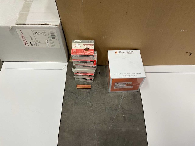 Partij kantoorartikelen - afbeelding 4 van  7