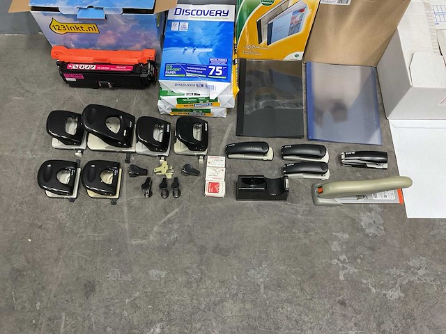 Partij kantoorartikelen - afbeelding 3 van  7