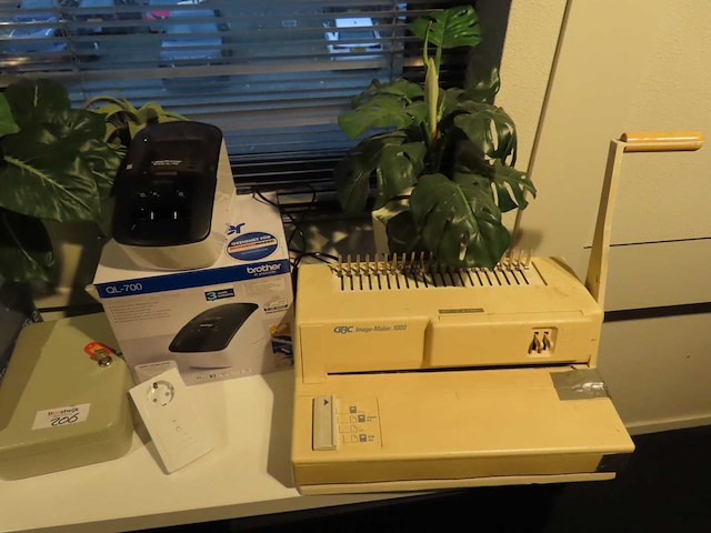 Partij kantoorartikelen - afbeelding 4 van  4