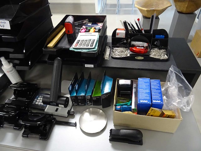 Partij kantoorartikelen - afbeelding 4 van  7