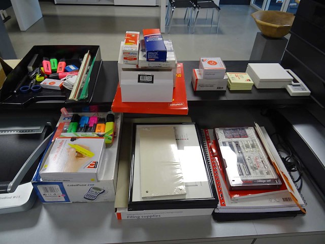 Partij kantoorartikelen - afbeelding 6 van  7
