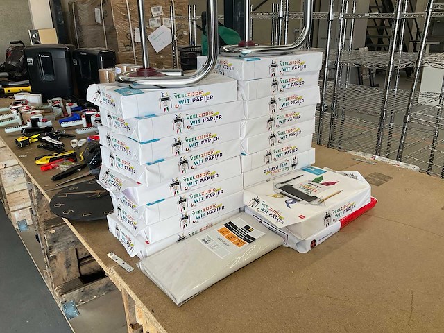 Partij kantoorartikelen - afbeelding 2 van  8