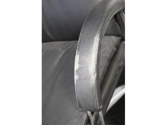 Partij kantoorbenodigdheden bestaande uit o.a. 2x bureaustoelen - afbeelding 5 van  8