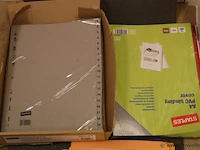 Partij kantoorbenodigdheden bestaande uit o.a. perforator, rekenmachine, nietmachines & archiveerbakken - afbeelding 4 van  11