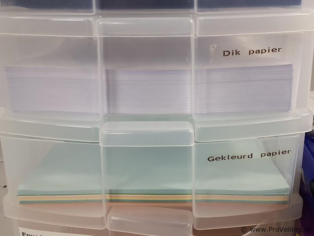 Partij kantoorbenodigdheden o.a. printpapier en archiveerbakken - afbeelding 3 van  7