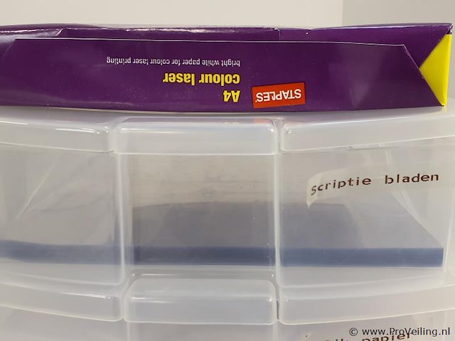 Partij kantoorbenodigdheden o.a. printpapier en archiveerbakken - afbeelding 4 van  7