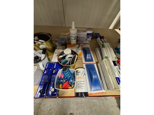 Partij kantoorbenodigdheden voor whiteboards - afbeelding 7 van  10