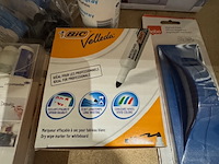 Partij kantoorbenodigdheden voor whiteboards - afbeelding 10 van  10