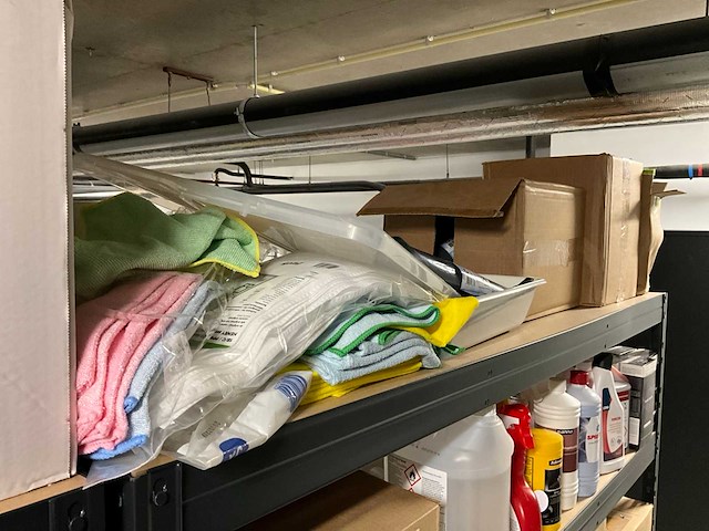 Partij kantoorbenodigdheden - afbeelding 14 van  44