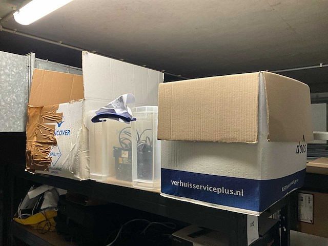 Partij kantoorbenodigdheden - afbeelding 29 van  44