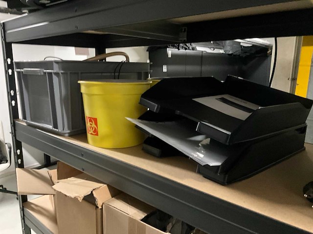 Partij kantoorbenodigdheden - afbeelding 41 van  44