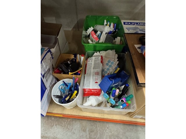 Partij kantoorbenodigdheden - afbeelding 3 van  16