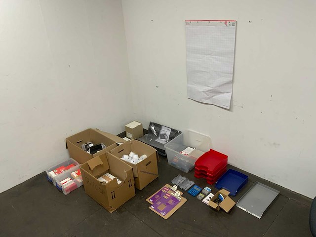 Partij kantoorgerief - afbeelding 1 van  15