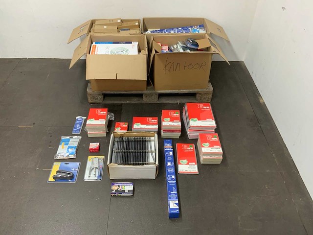 Partij kantoorgerief - afbeelding 1 van  11