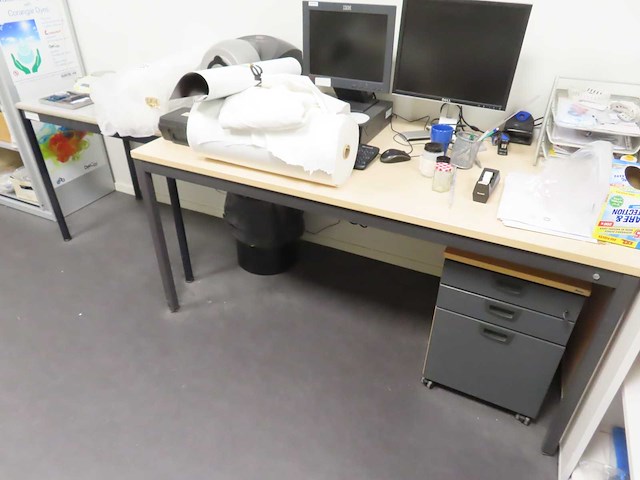 Partij kantoorinventaris (inhoud ruimte) - afbeelding 5 van  6