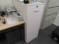 Partij kantoorinventaris (inhoud ruimte) - afbeelding 6 van  6