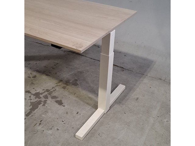 Partij kantoorinventaris, o.a. gispen - afbeelding 3 van  9