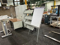 Partij kantoorinventaris - afbeelding 1 van  8