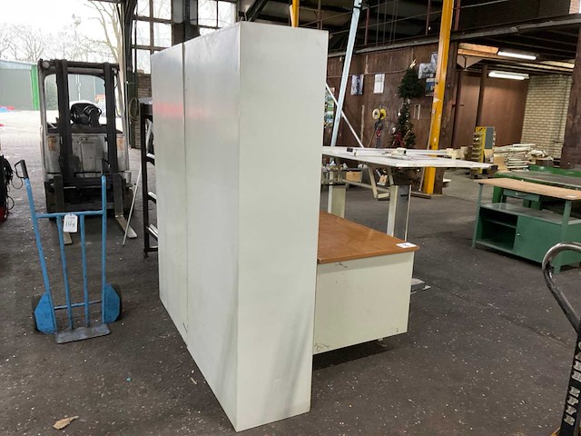 Partij kantoorinventaris - afbeelding 3 van  8