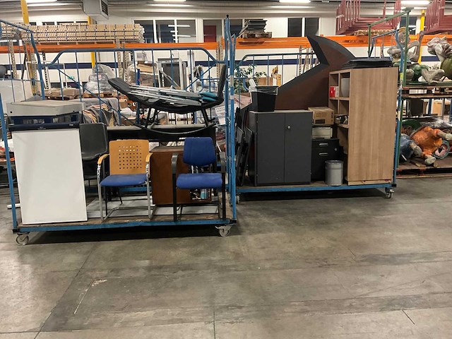 Partij kantoorinventaris - afbeelding 1 van  6