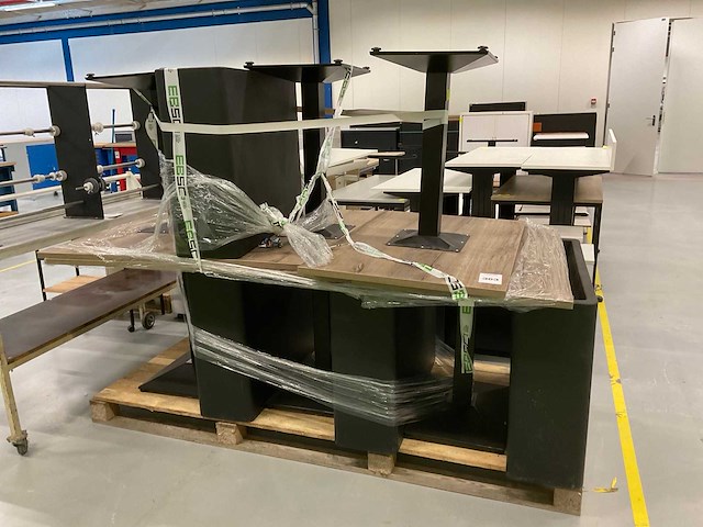 Partij kantoorinventaris - afbeelding 2 van  8