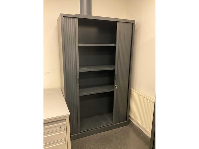 Partij kantoorinventaris - afbeelding 16 van  28