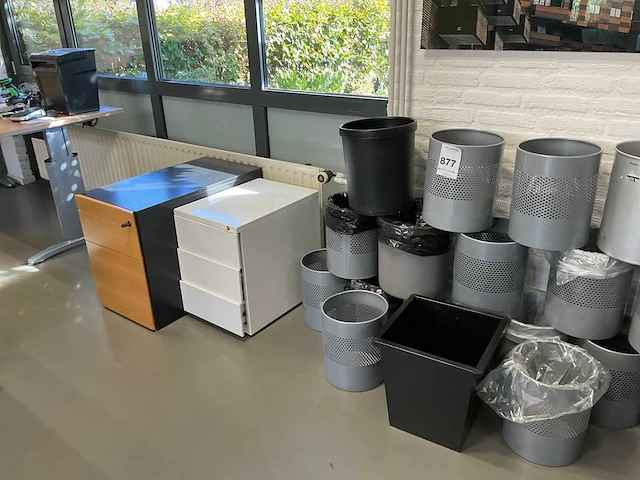 Partij kantoorinventaris - afbeelding 4 van  6