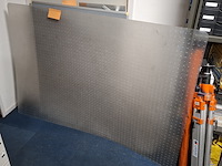 Partij kantoorinventaris - afbeelding 2 van  19