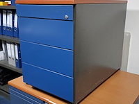 Partij kantoorinventaris - afbeelding 12 van  19