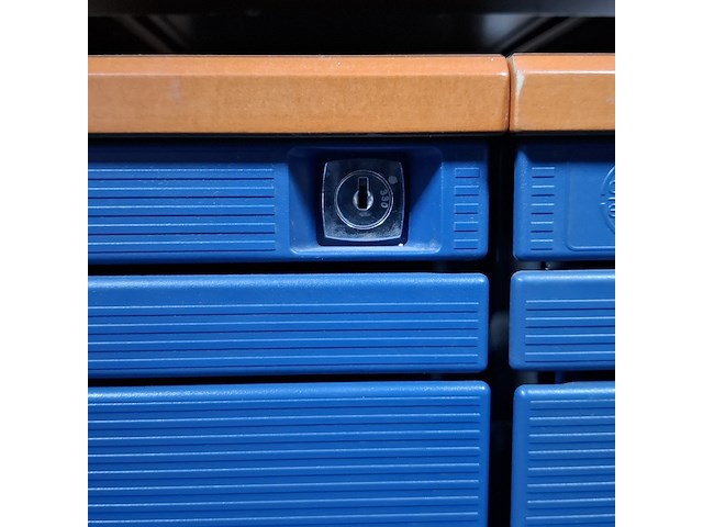 Partij kantoorinventaris - afbeelding 17 van  19