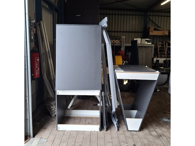 Partij kantoorinventaris - afbeelding 13 van  20