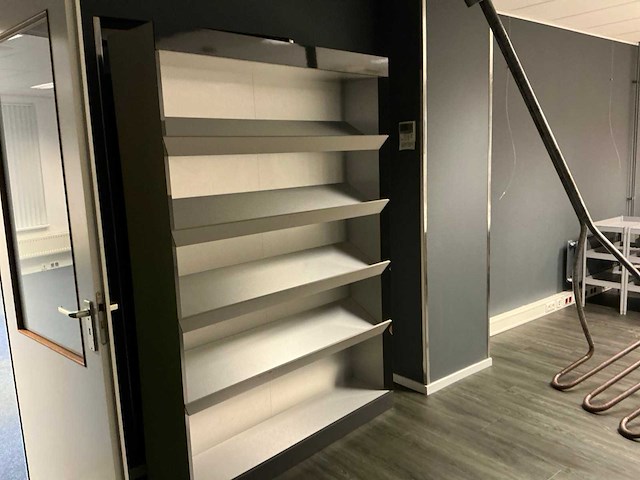 Partij kantoorinventaris - afbeelding 4 van  11