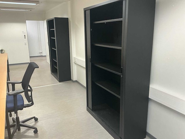 Partij kantoorinventaris - afbeelding 6 van  39