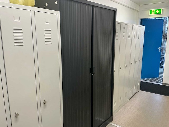 Partij kantoorinventaris - afbeelding 14 van  39