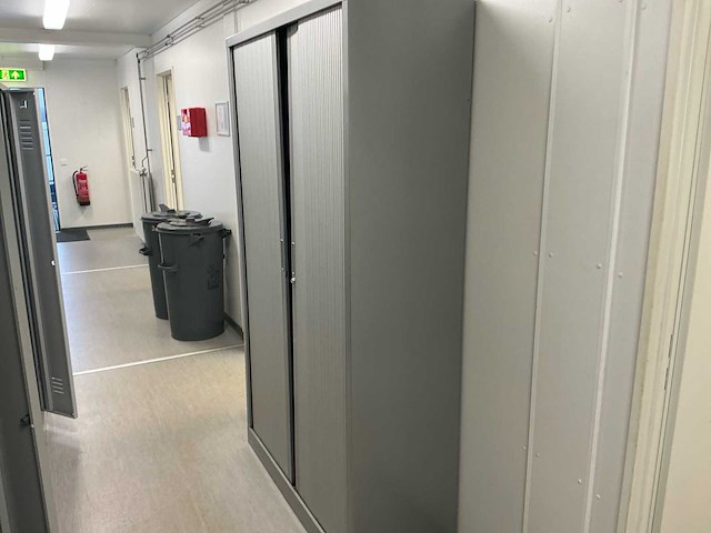 Partij kantoorinventaris - afbeelding 24 van  39