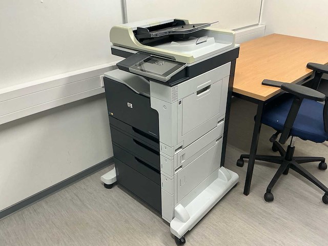 Partij kantoorinventaris - afbeelding 27 van  39