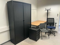 Partij kantoorinventaris - afbeelding 32 van  39