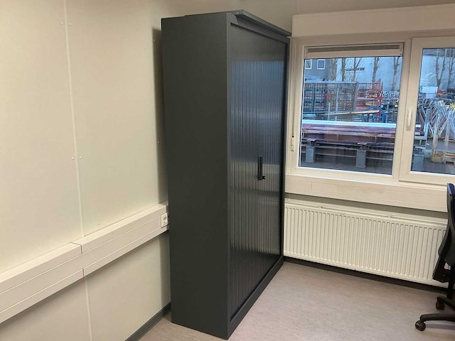 Partij kantoorinventaris - afbeelding 39 van  39