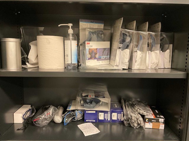 Partij kantoorinventaris - afbeelding 29 van  34