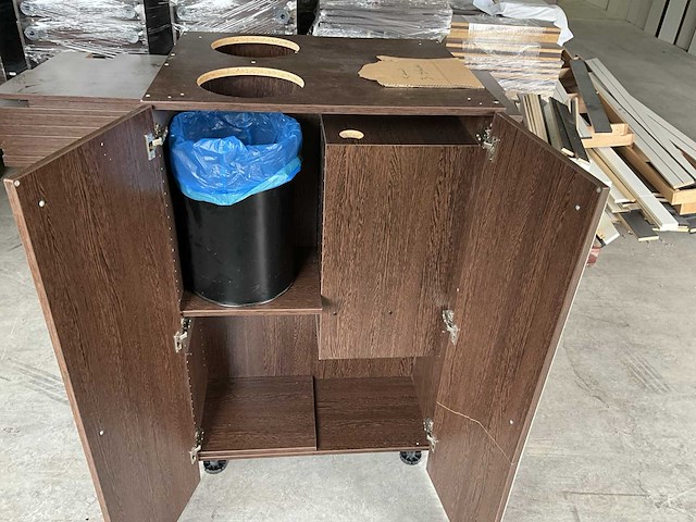 Partij kantoorkasten - afbeelding 4 van  6