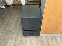 Partij kantoormeubelen - afbeelding 14 van  14