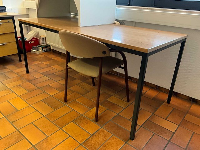 Partij kantoormeubilair en ict - afbeelding 3 van  34