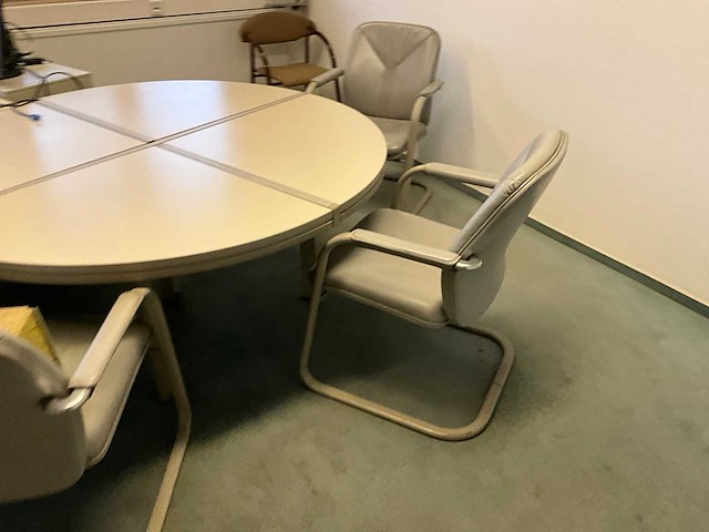 Partij kantoormeubilair en ict - afbeelding 18 van  34