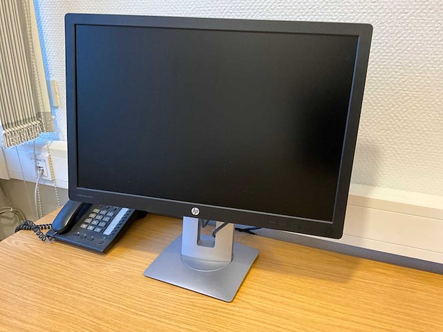 Partij kantoormeubilair en ict - afbeelding 24 van  34