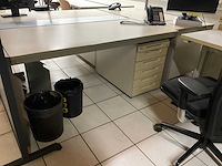 Partij kantoormeubilair en ict - afbeelding 11 van  65