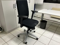 Partij kantoormeubilair en ict - afbeelding 12 van  65