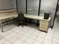 Partij kantoormeubilair en ict - afbeelding 22 van  65