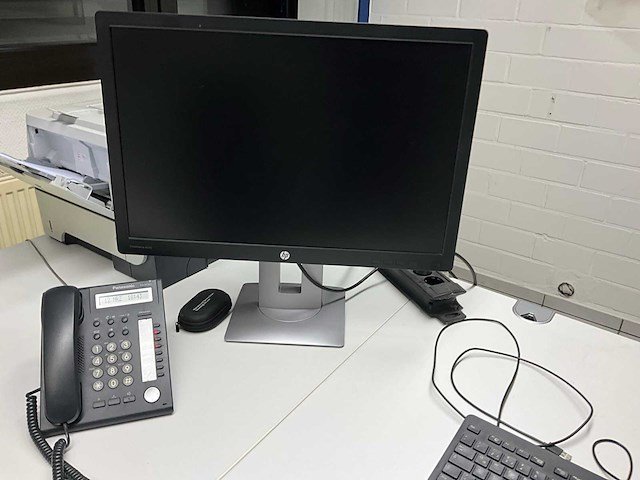 Partij kantoormeubilair en ict - afbeelding 21 van  65